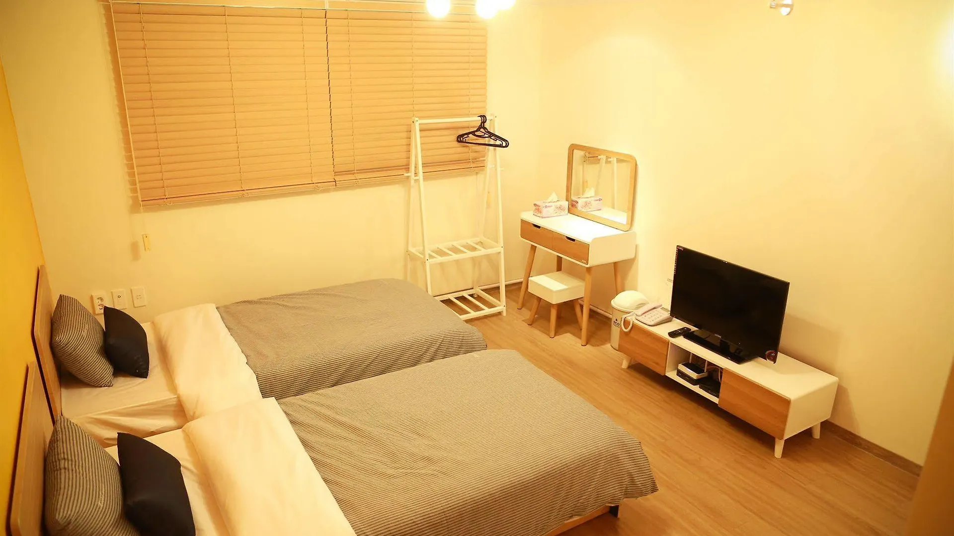 סיאול Moon Hostel 0*,  קוריאה הדרומית
